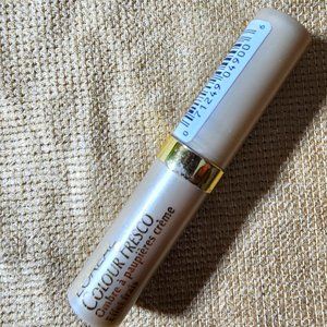L'Oreal Colour Fresco Cream Eye Shadow Pencil - CHERRY ICE #FA2223B